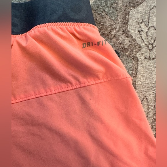 Nike Dri-Fit Women’s Athletic Running Shorts with Built in Spandex Small - Picture 6 of 10